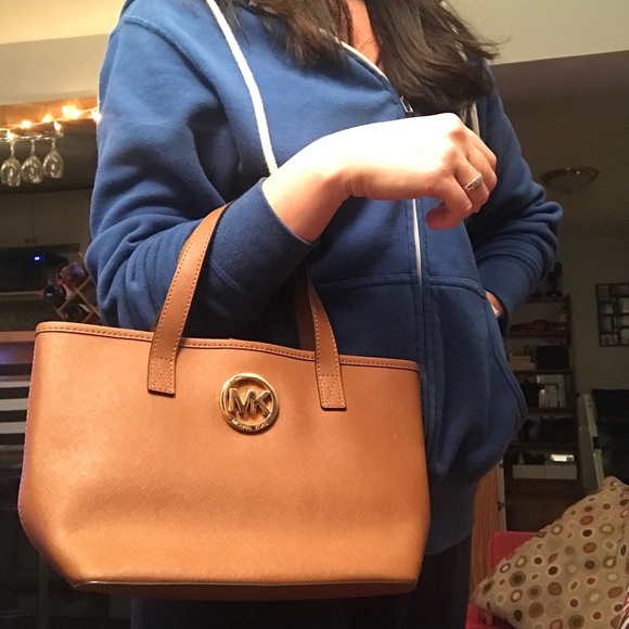 Michael Kors handbag - Picture 2 of 3